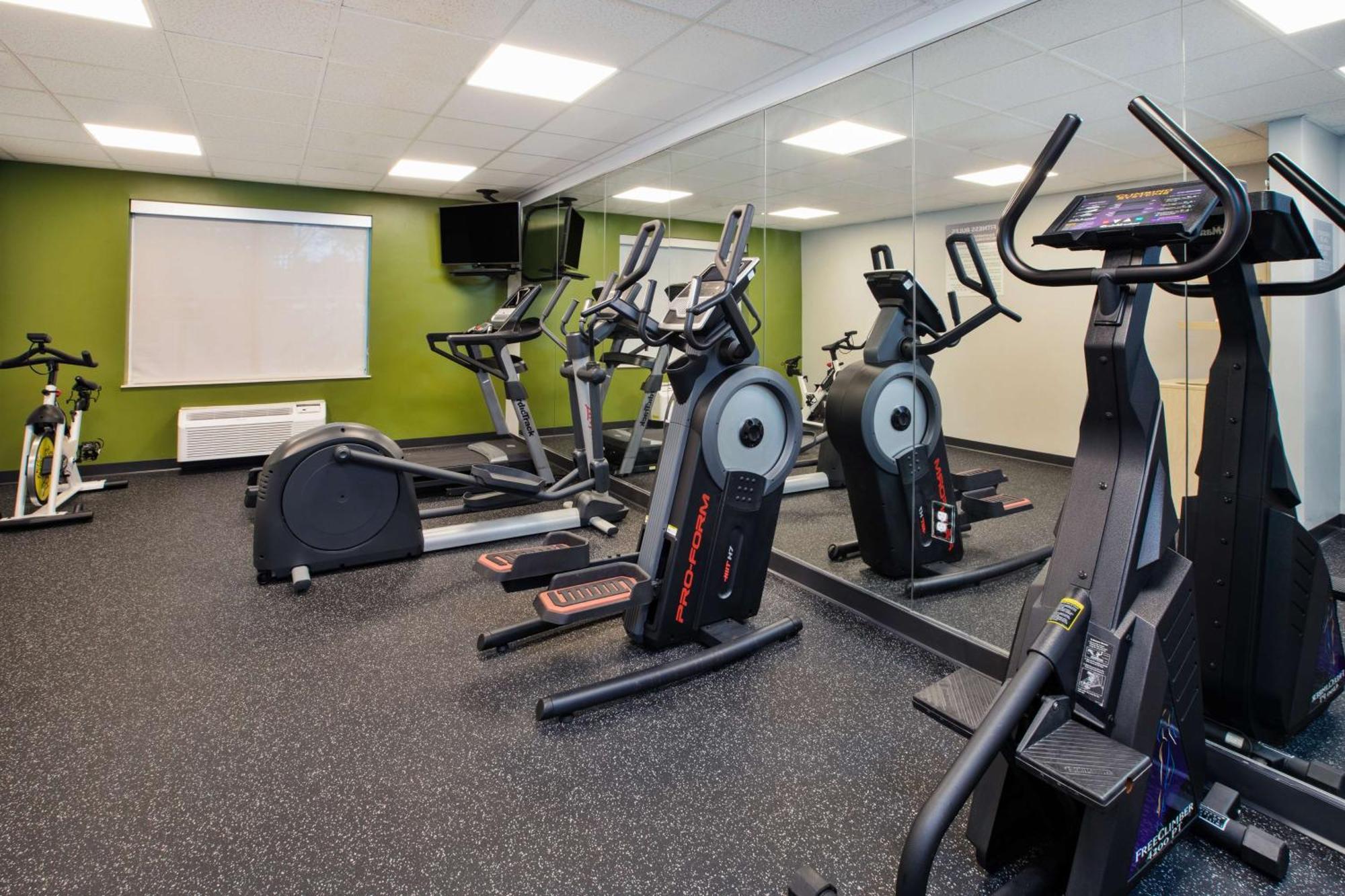 Spark By Hilton Walker Grand Rapids North Extérieur photo