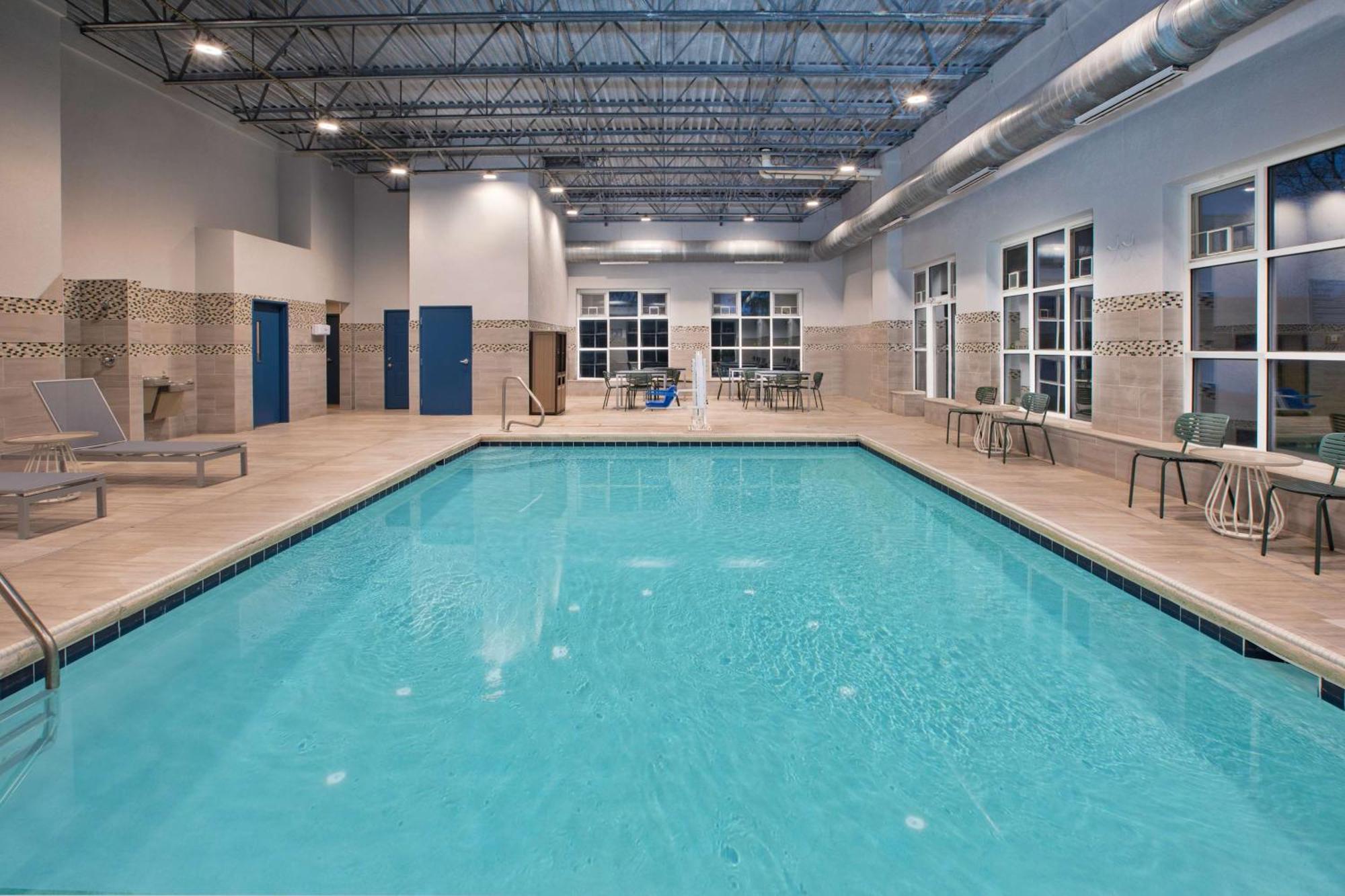 Spark By Hilton Walker Grand Rapids North Extérieur photo