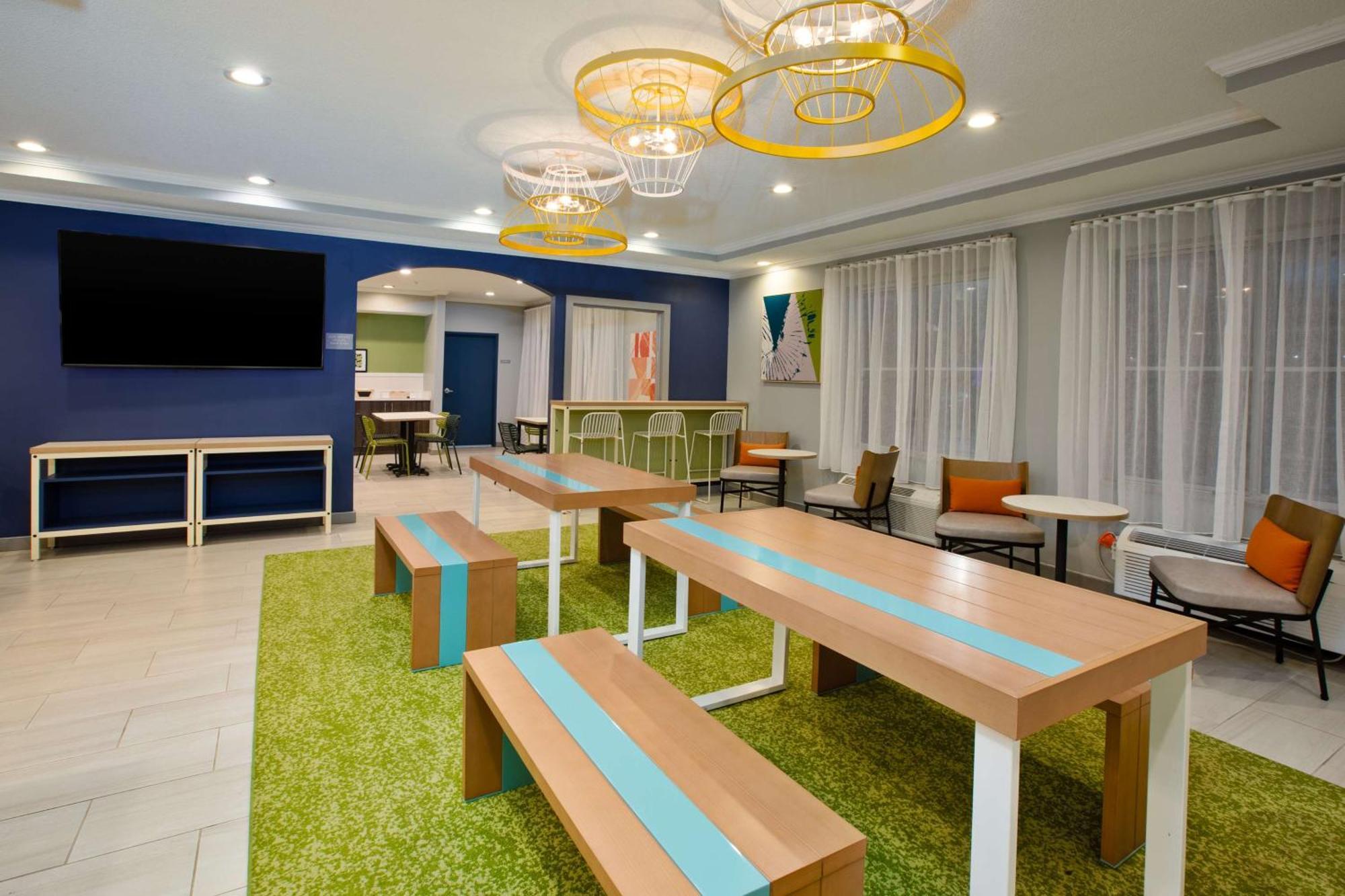 Spark By Hilton Walker Grand Rapids North Extérieur photo