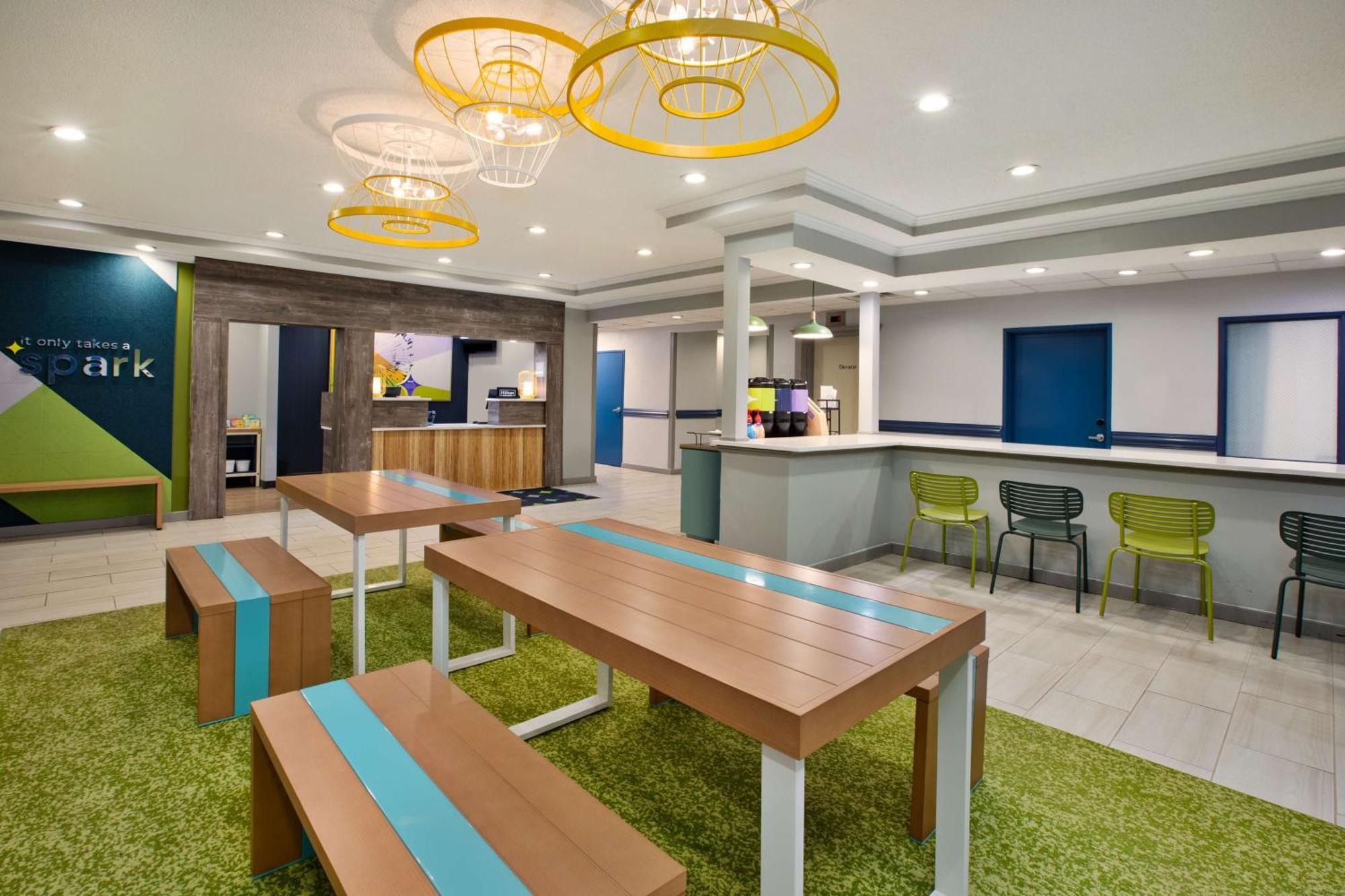 Spark By Hilton Walker Grand Rapids North Extérieur photo